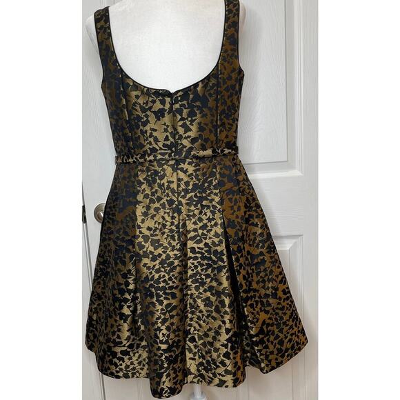 Theia Dress Black & Gold dress brocade sleeveless fit & flare pockets size 10 - Picture 2 of 10